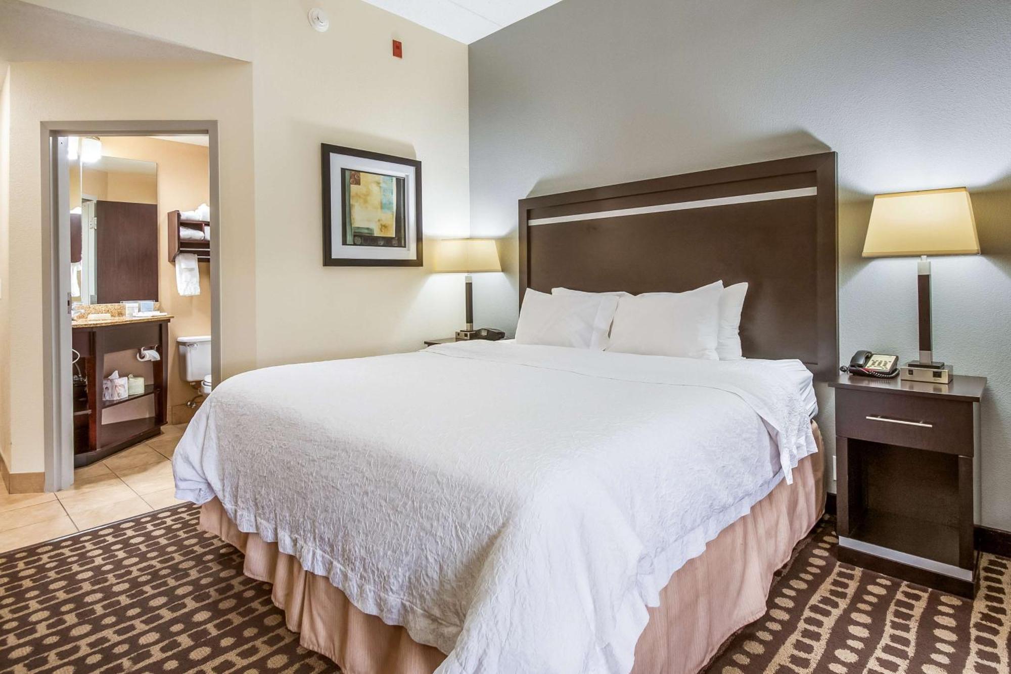 Hampton Inn West Кълъмбъс Екстериор снимка